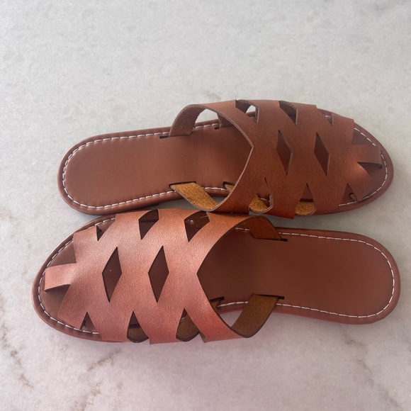 Weekend slide sandals! Cognac brown slip on WOOVEN details! Size 42 - Picture 4 of 5